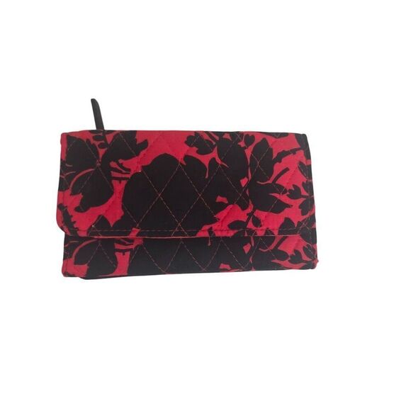 Vera Bradley Quilted Womens Wallet Floral Red Black Pattern Snap Zipper Closure - Picture 1 of 4